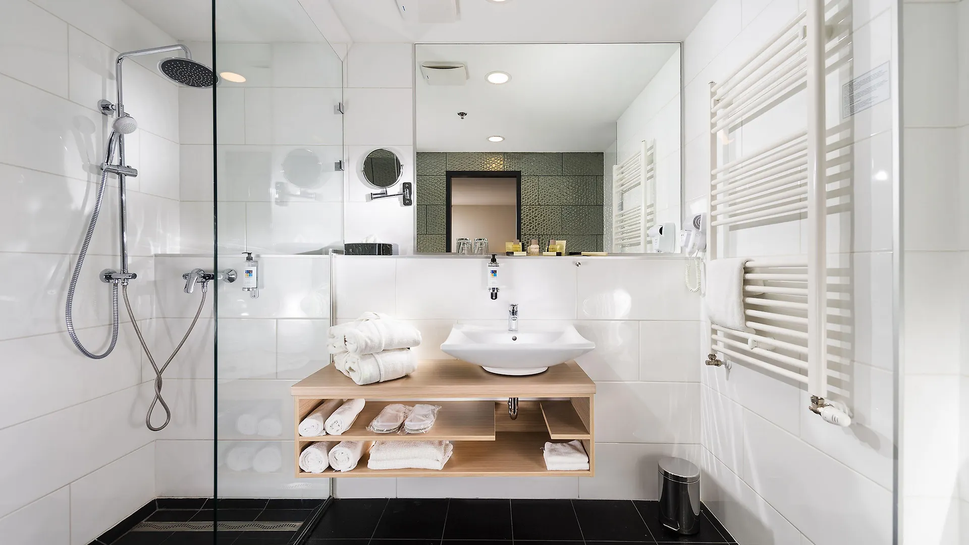 Bo33 Hotel Family & Suites Budapešť 4*,  Maďarsko